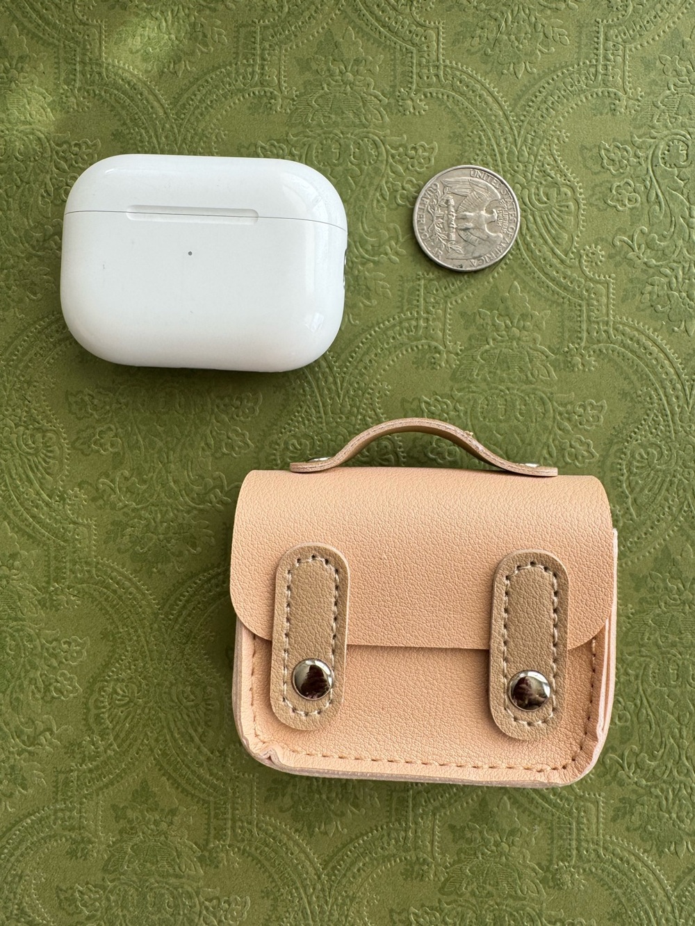 Mini Bag Wireless Earphone / Accessories Case